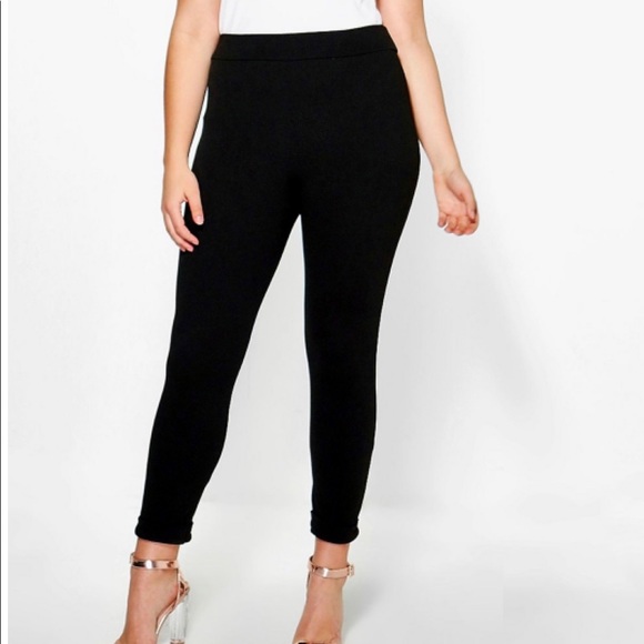 Boohoo black cropped pants (sz 14) - Picture 6 of 7